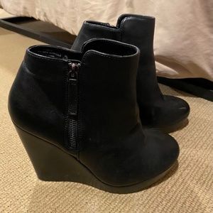 Torrid Black Pumps Size 8